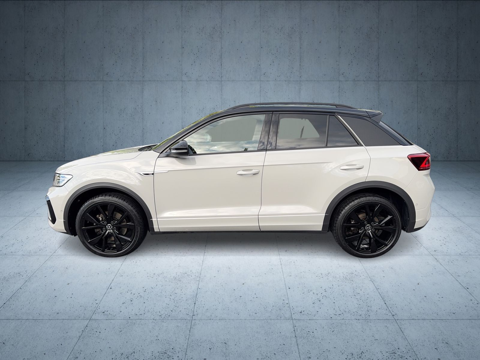 Volkswagen T-ROC R-Line 2.0 TSI 4M AHK/19"/Pano/Nav/Matrix foto 2
