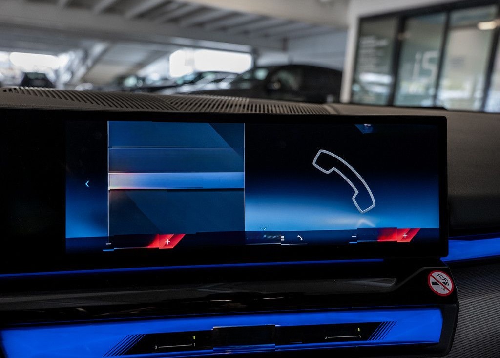 BMW i5 eDrive 40 M-Sport Pro PANO AHK HUD 360° LED foto 18