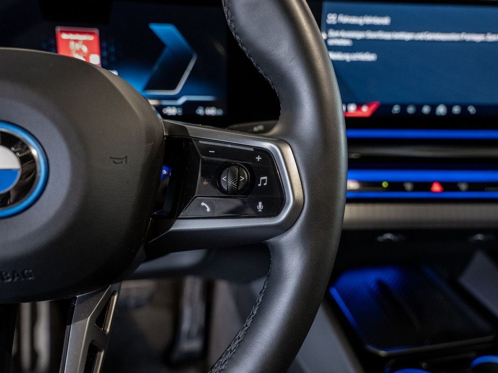 BMW i5 eDrive 40 M-Sport Pro PANO AHK HUD 360° LED foto 23