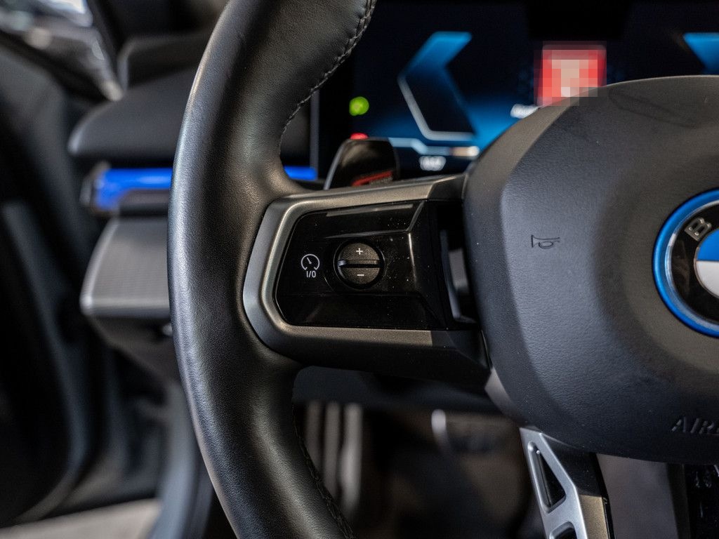BMW i5 eDrive 40 M-Sport Pro PANO AHK HUD 360° LED foto 24