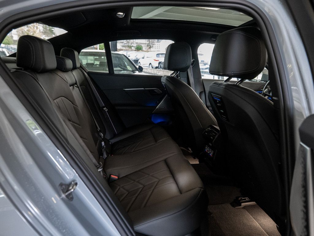 BMW i5 eDrive 40 M-Sport Pro PANO AHK HUD 360° LED foto 10