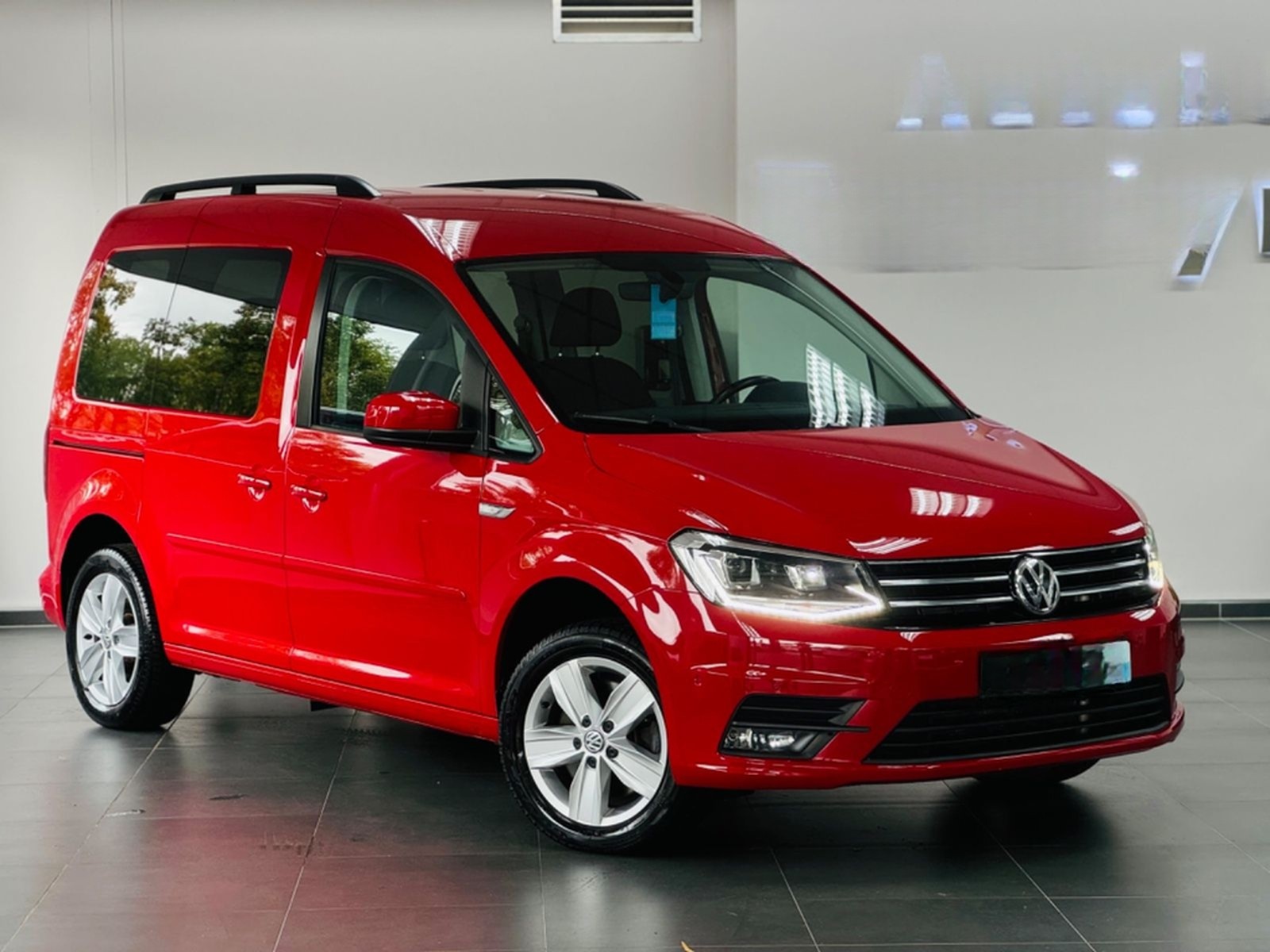 Volkswagen Caddy Comfortline DSG Behindertengerecht-Lift foto 3