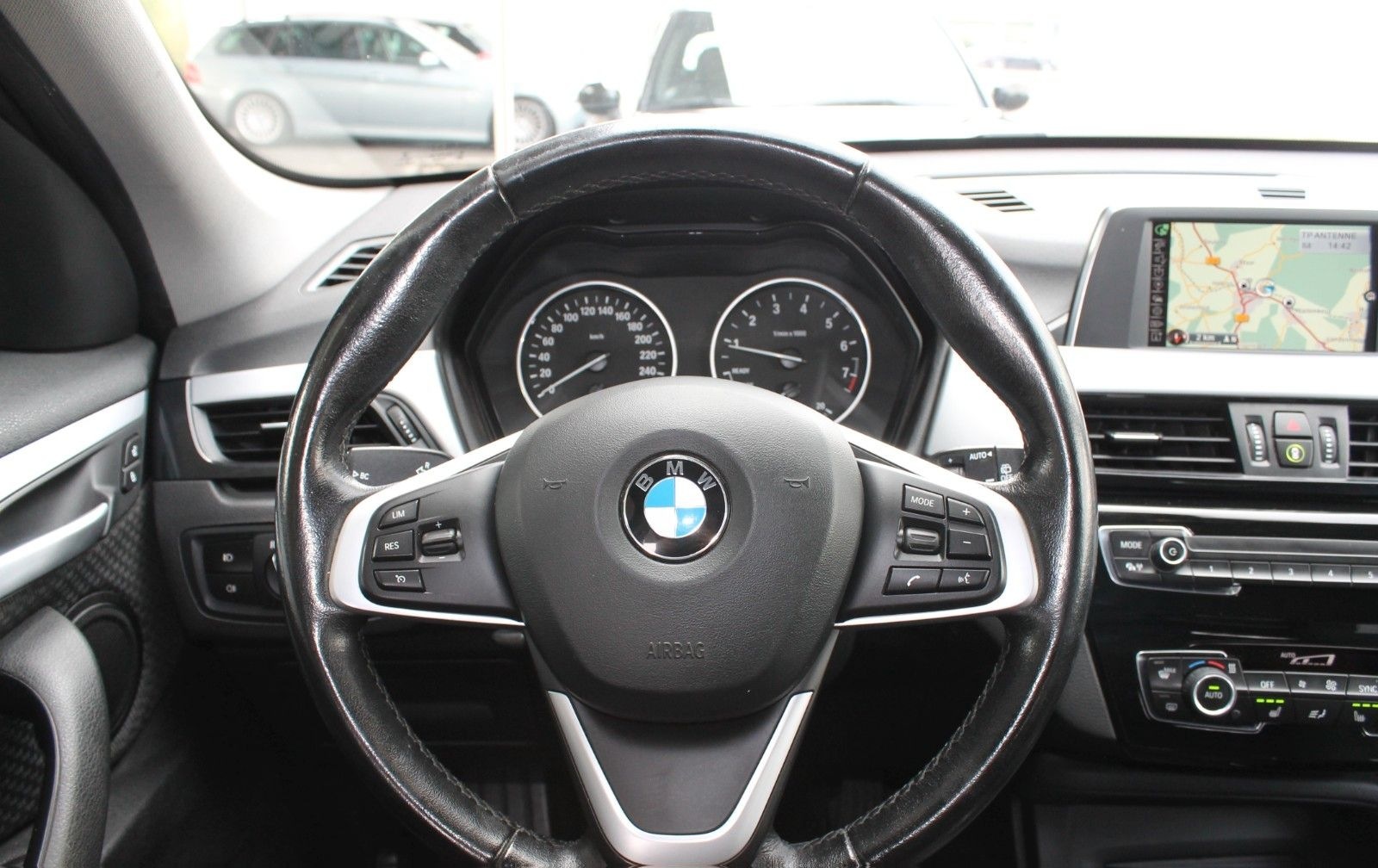 BMW X1 xDrive 20i Aut. Adv. NAVI, LED, PDC, SHZ, AHK foto 11