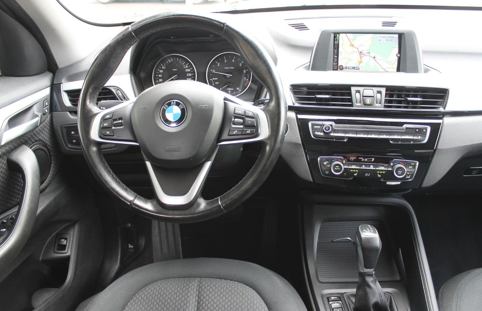 BMW X1 xDrive 20i Aut. Adv. NAVI, LED, PDC, SHZ, AHK foto 10