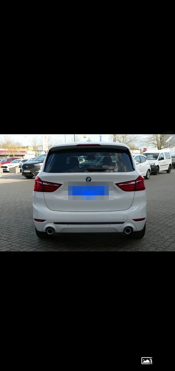 BMW 218 Gran Tourer 218d xDrive Sport Line Sport... foto 3
