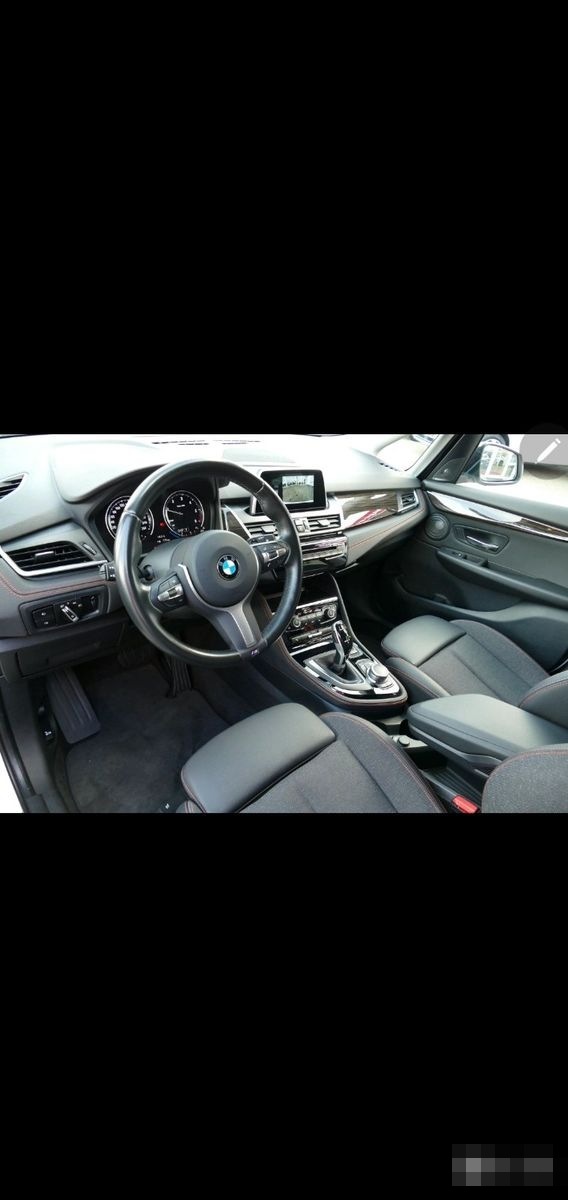 BMW 218 Gran Tourer 218d xDrive Sport Line Sport... foto 4