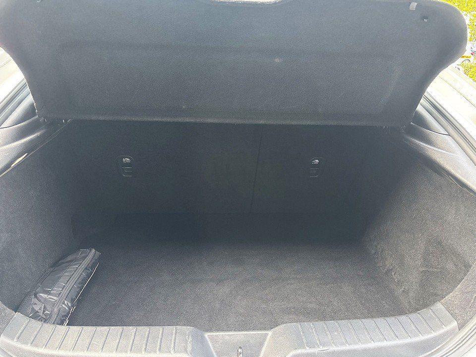 Mazda 3 2.0 M Hybrid Selection A18 foto 9