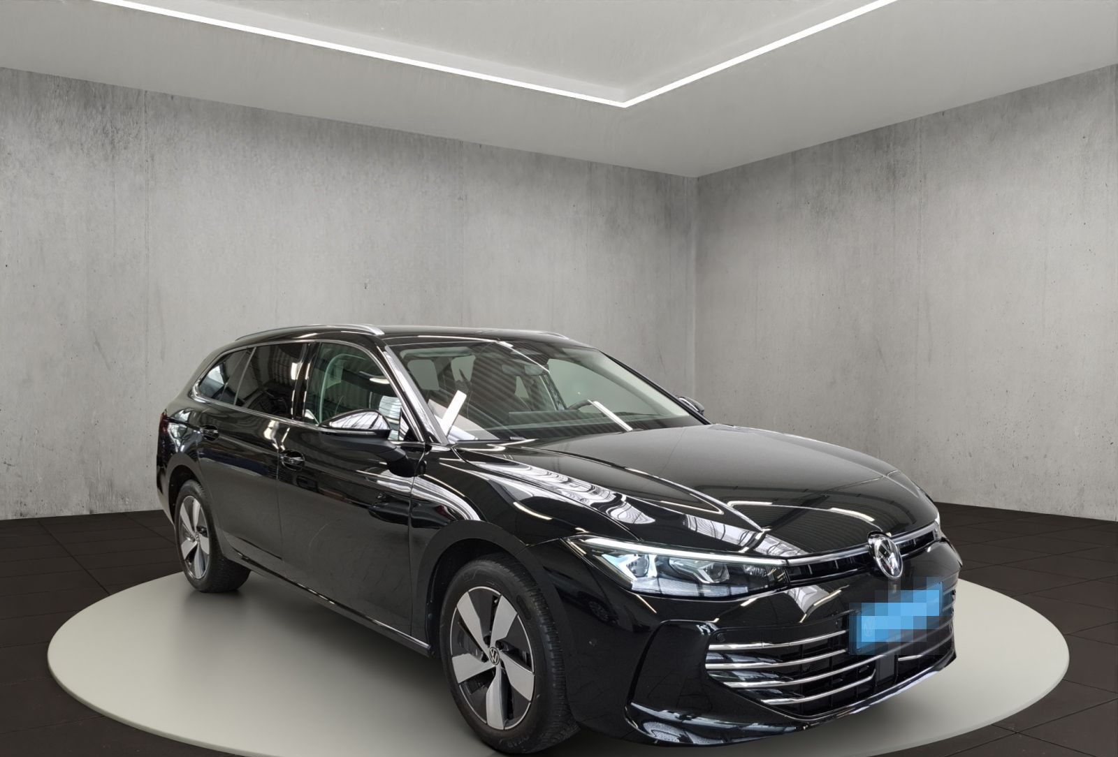 Volkswagen Passat Elegance 2,0 l TDI SCR 4MOTION 14 2 kW (1 foto 7