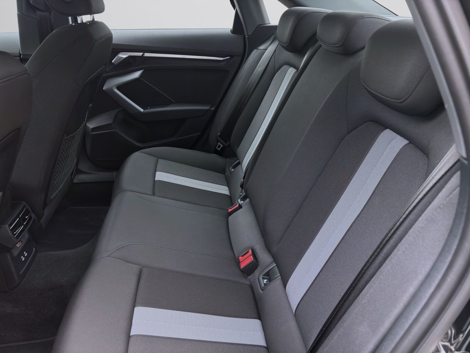 Audi A3 Limousine 35 TDI ADVANCED KAMERA NAVI VIRTUAL foto 14