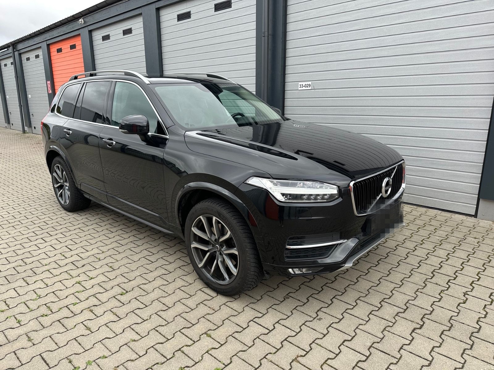 Volvo XC90 D5 AWD Geartronic AHK foto 2