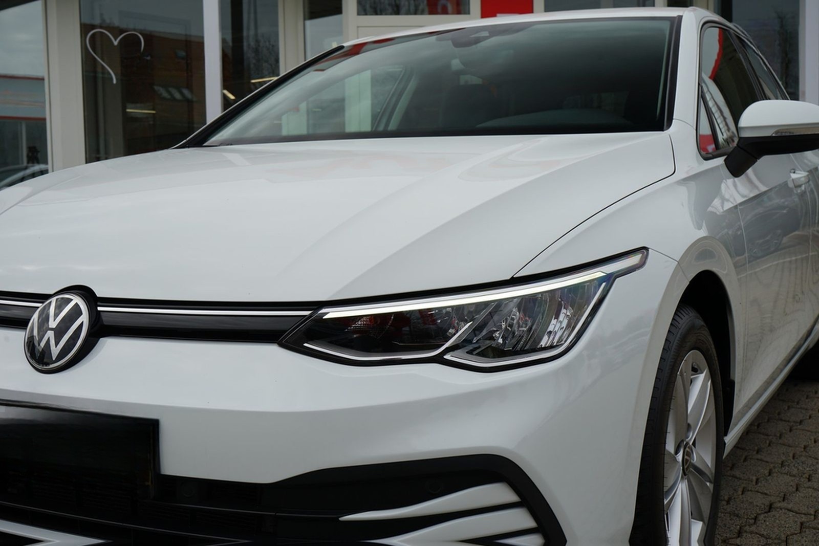 Volkswagen Golf VIII 1.5 TSI Life LED Navi App Connect AHK foto 12