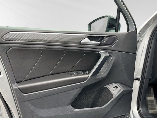 Volkswagen Tiguan 2.0 TDI DSG 200 PS 4M *R-LINE*PANO 360 AH foto 9