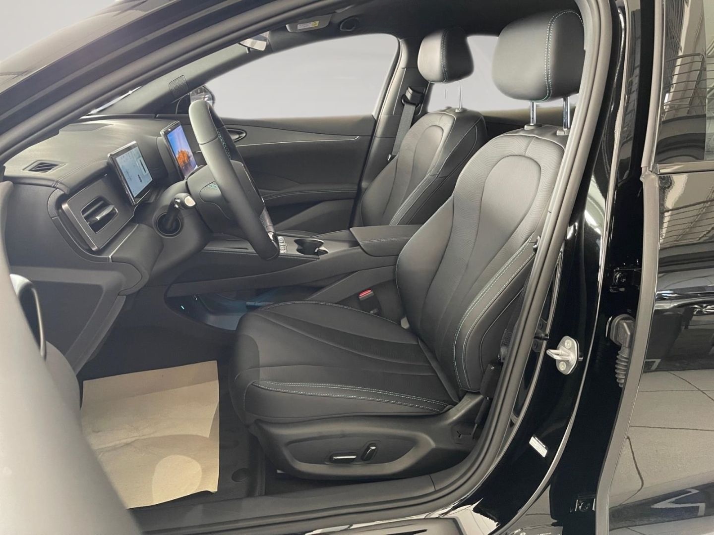 BYD Seal 6 DM-i 135KW Touring Boost Leder R-Cam V2L foto 8