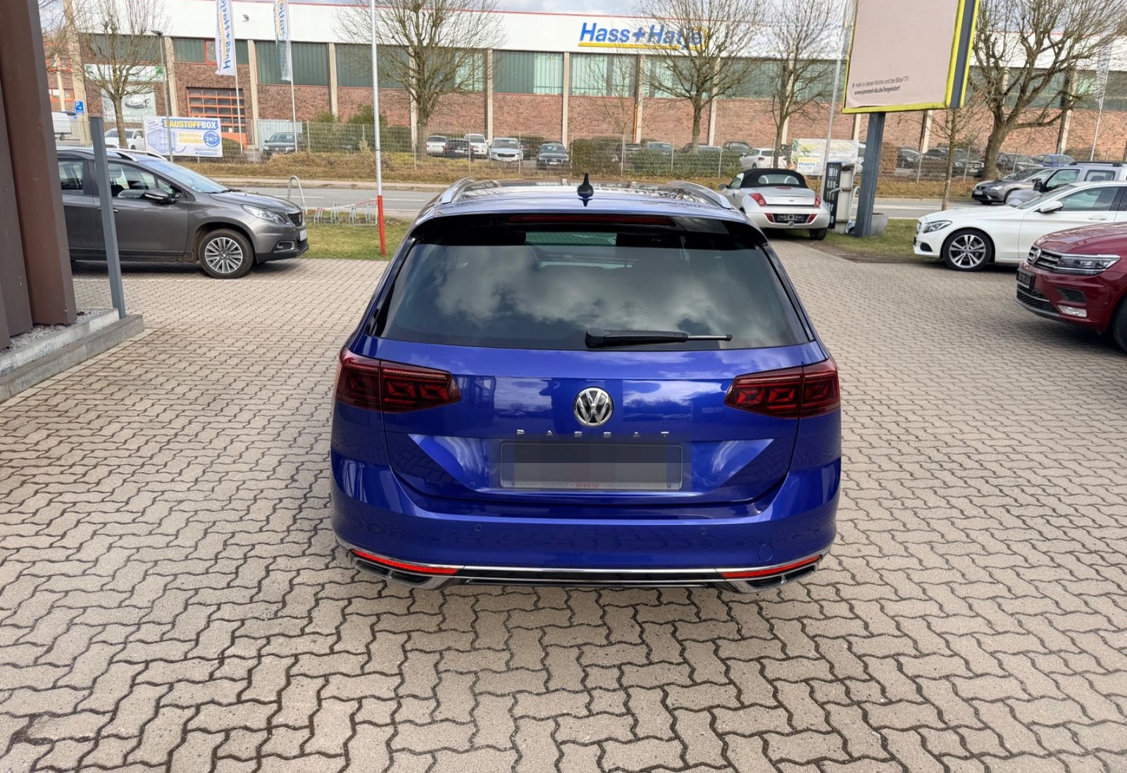 Volkswagen Passat Variant Elegance R-line foto 12