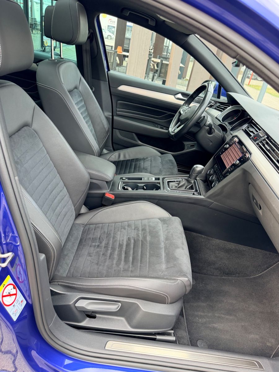 Volkswagen Passat Variant Elegance R-line foto 5