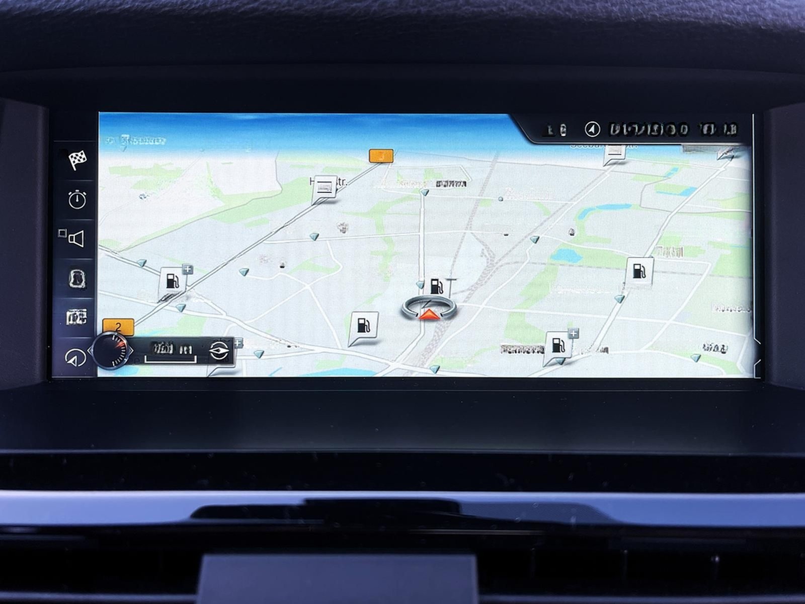 BMW X4 M40i xDrive AUT LED HUD PANO NAVI H&K LEDER foto 22