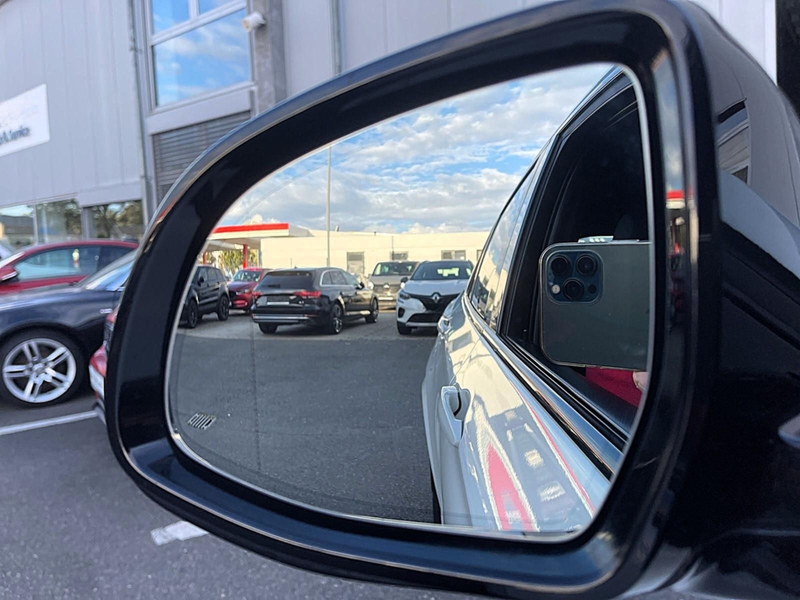 BMW X4 M40i xDrive AUT LED HUD PANO NAVI H&K LEDER foto 38