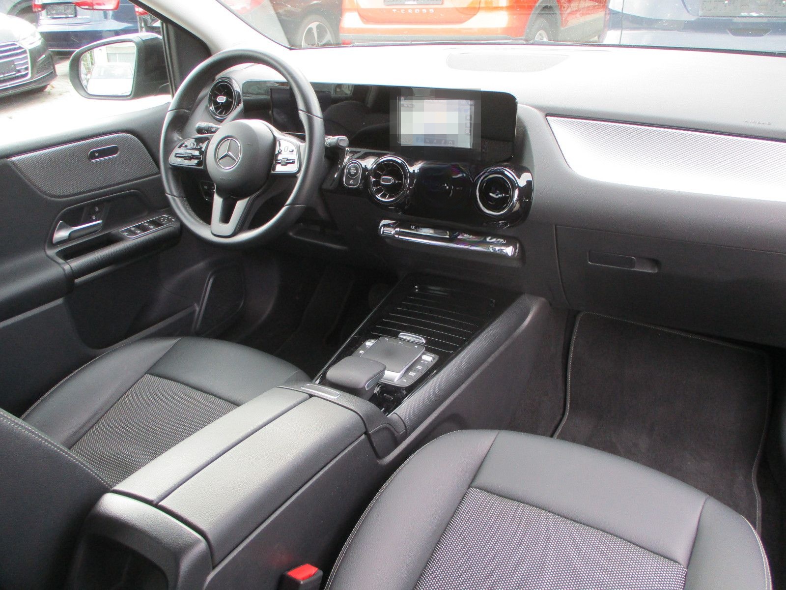 Mercedes-Benz B 180 d NAVI LEDER KAMERA LED TOTW SPURH AHK PDC foto 13