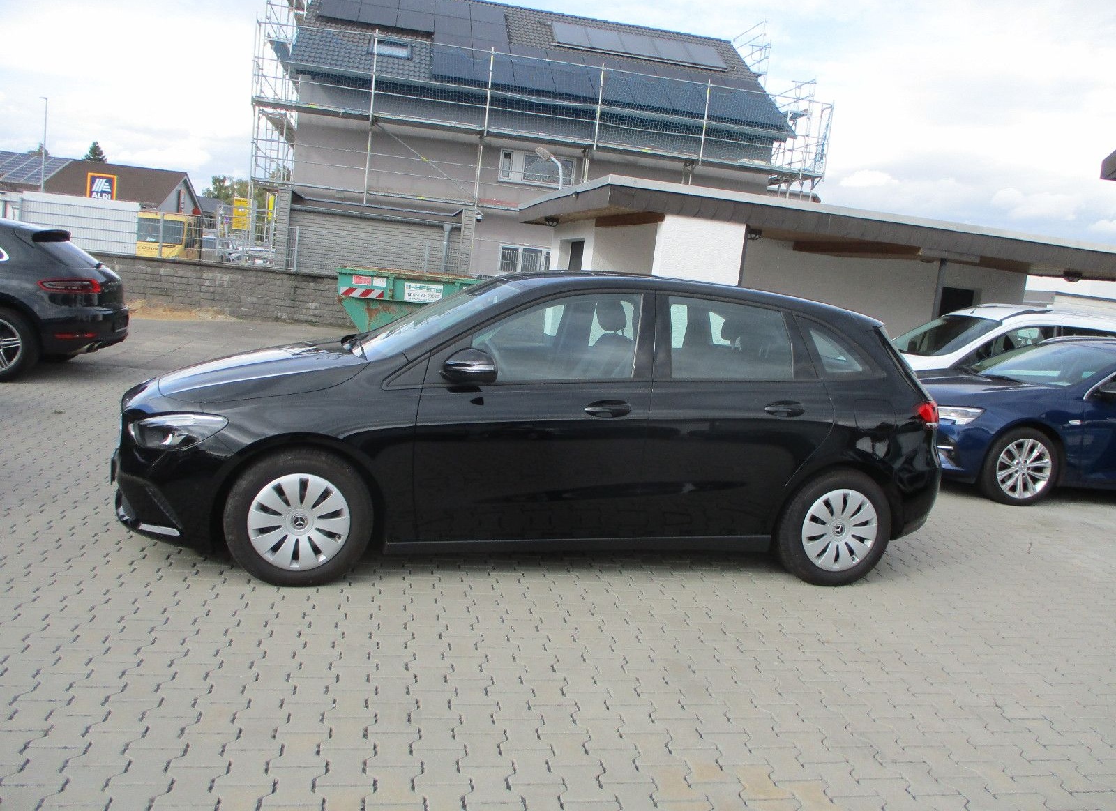 Mercedes-Benz B 180 d NAVI LEDER KAMERA LED TOTW SPURH AHK PDC foto 15