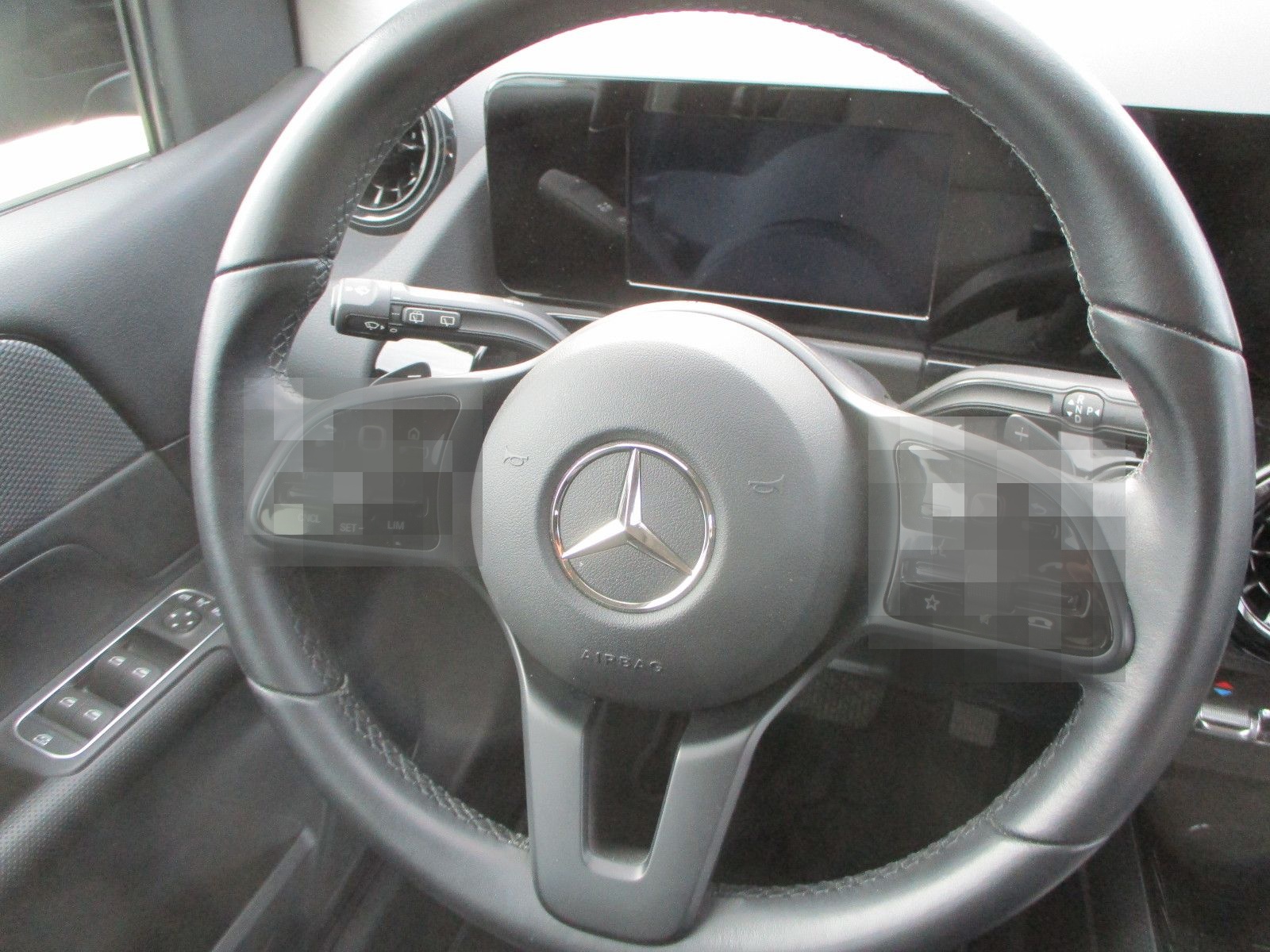Mercedes-Benz B 180 d NAVI LEDER KAMERA LED TOTW SPURH AHK PDC foto 9