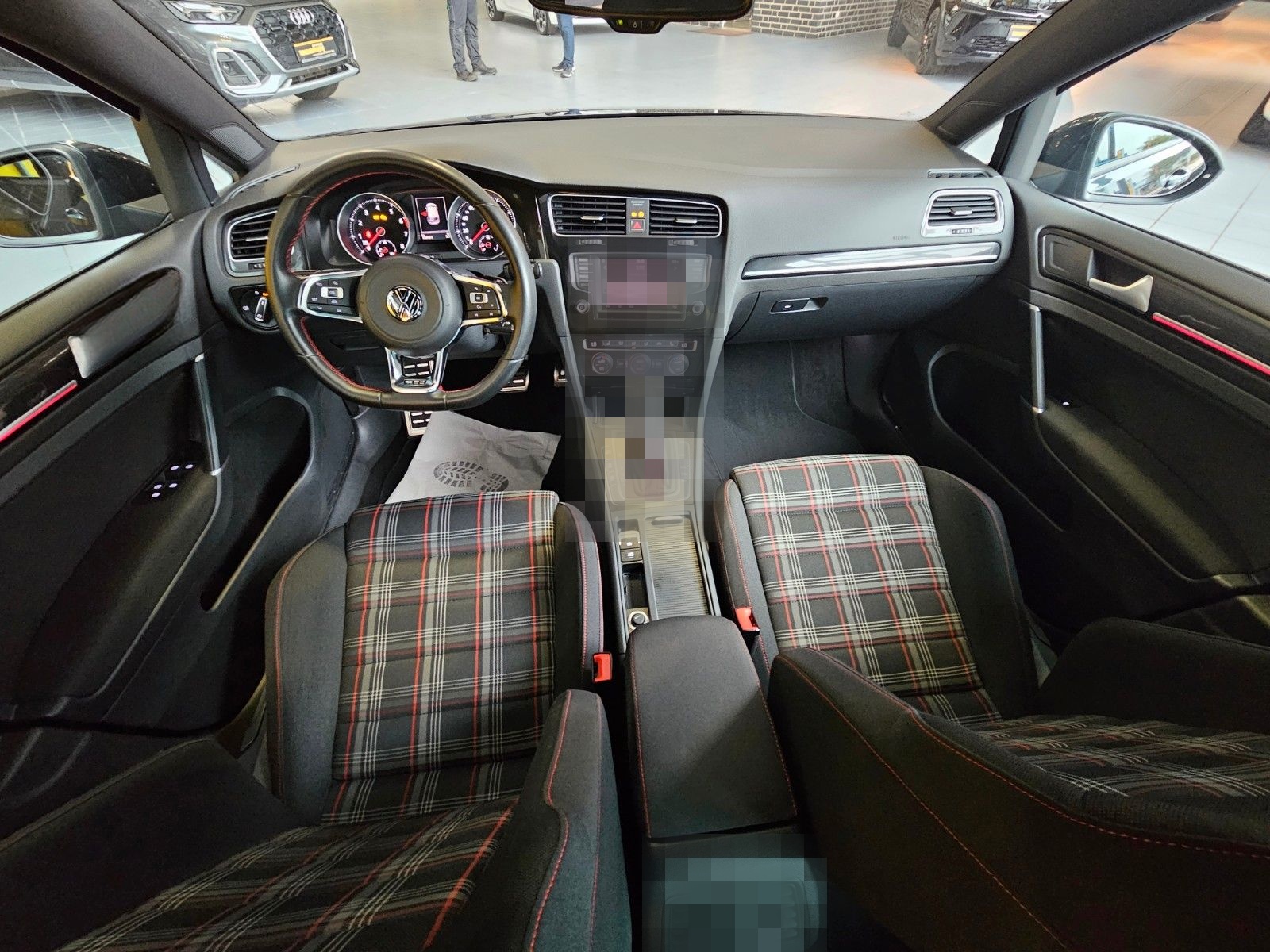 Volkswagen Golf VII Lim. GTI BMT SHZ BiXenon foto 11