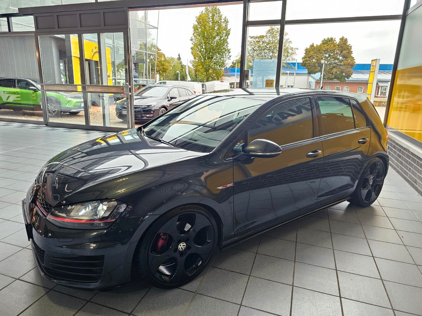 Volkswagen Golf VII Lim. GTI BMT SHZ BiXenon foto 3
