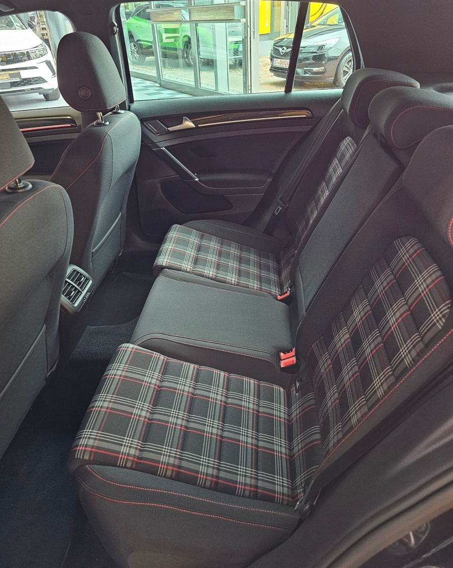 Volkswagen Golf VII Lim. GTI BMT SHZ BiXenon foto 10