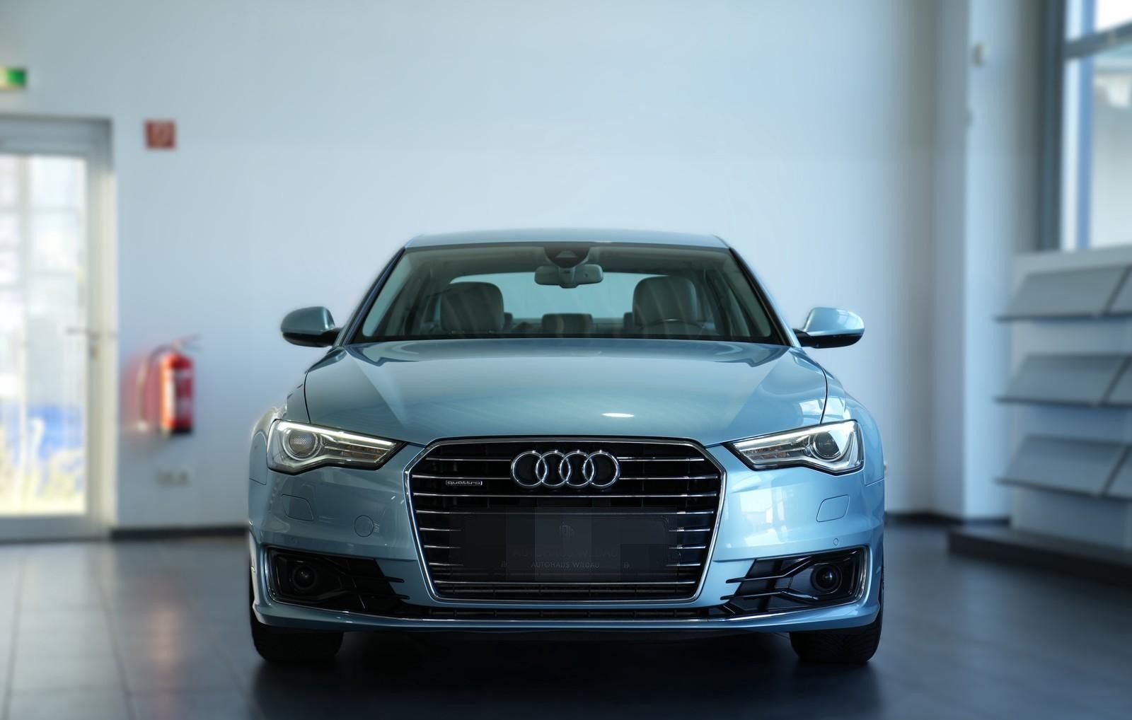 Audi A6 3.0 TDI quattro *EXCLUSIVE* *DESIGN SELECTION foto 3