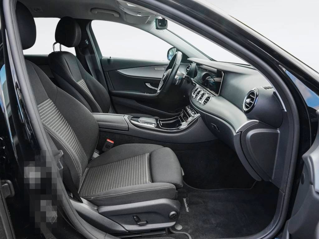 Mercedes-Benz E 300 e T AVANTGARDE DISTRONIC AHK KAMERA LED foto 5