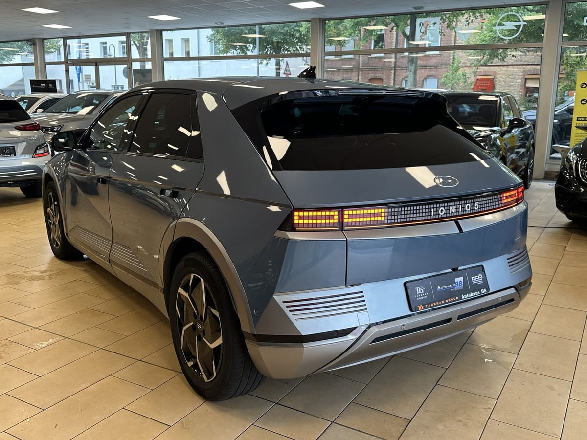 Hyundai Ioniq 5 Uniq*AHK*4WD*BOSE*Relax*NSCC*SHZ+BLÜ*360 foto 9
