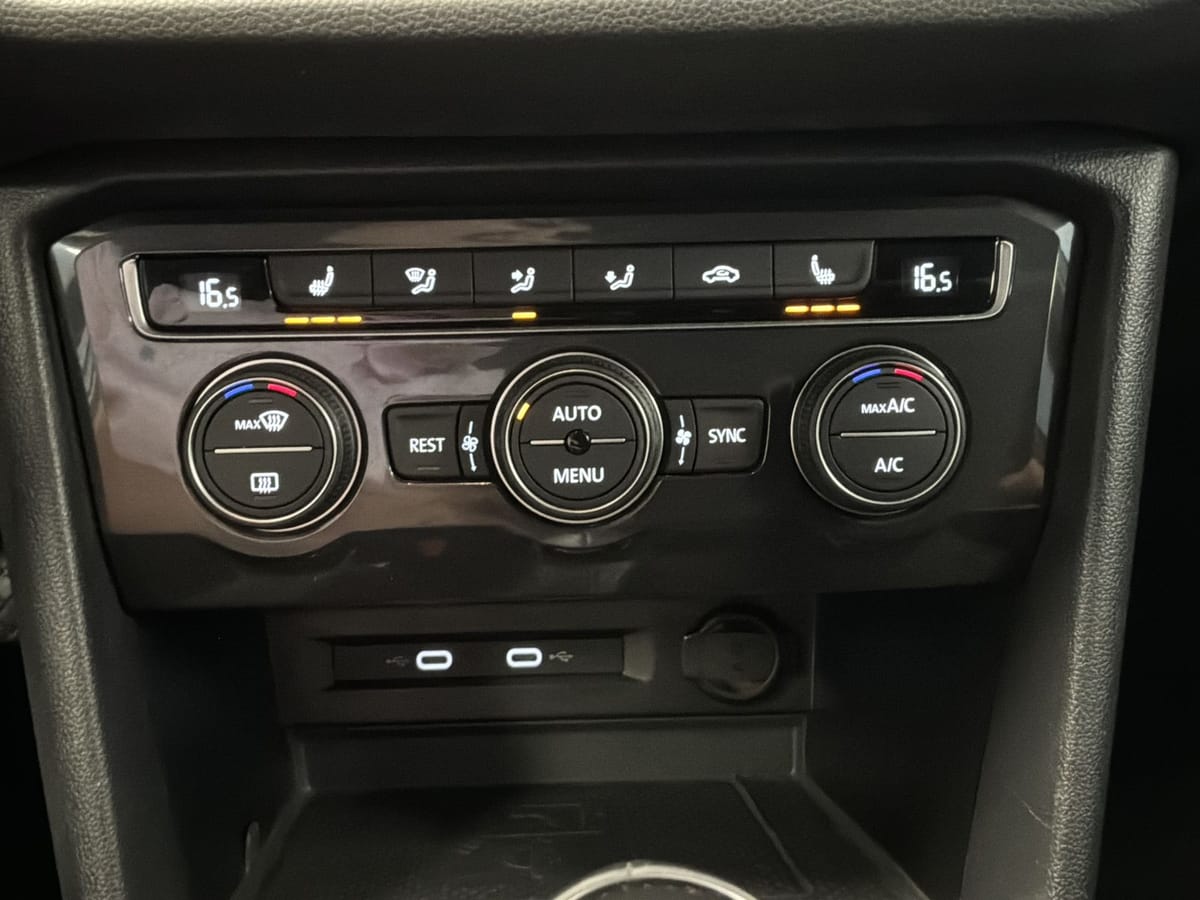 Volkswagen Tiguan Allspace Business ACC AHK Totwinkel SHZ foto 20