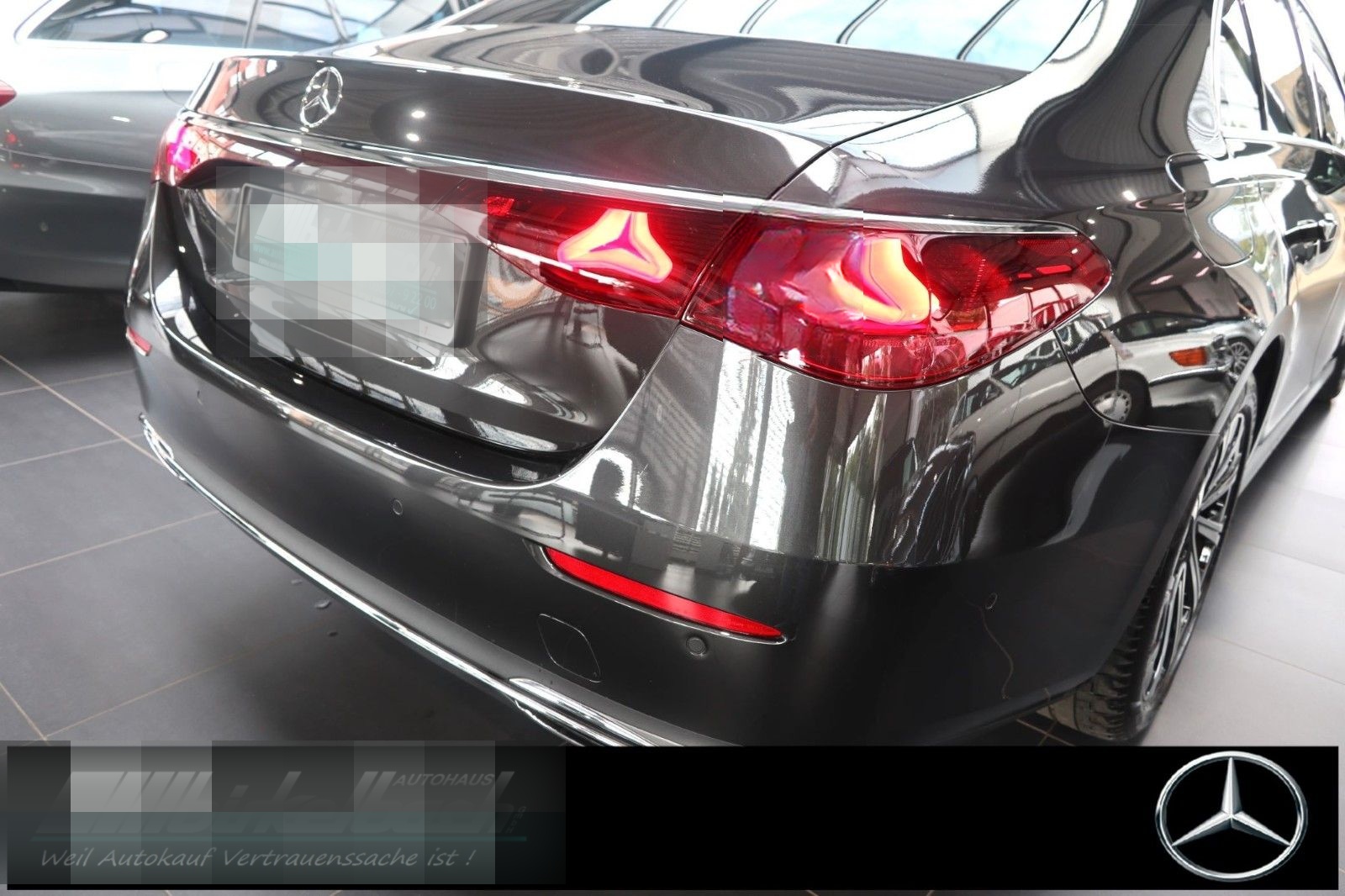 Mercedes-Benz E 220 d Avantg. Adv. PTS KAM DISTR Leder SHZ Key foto 15