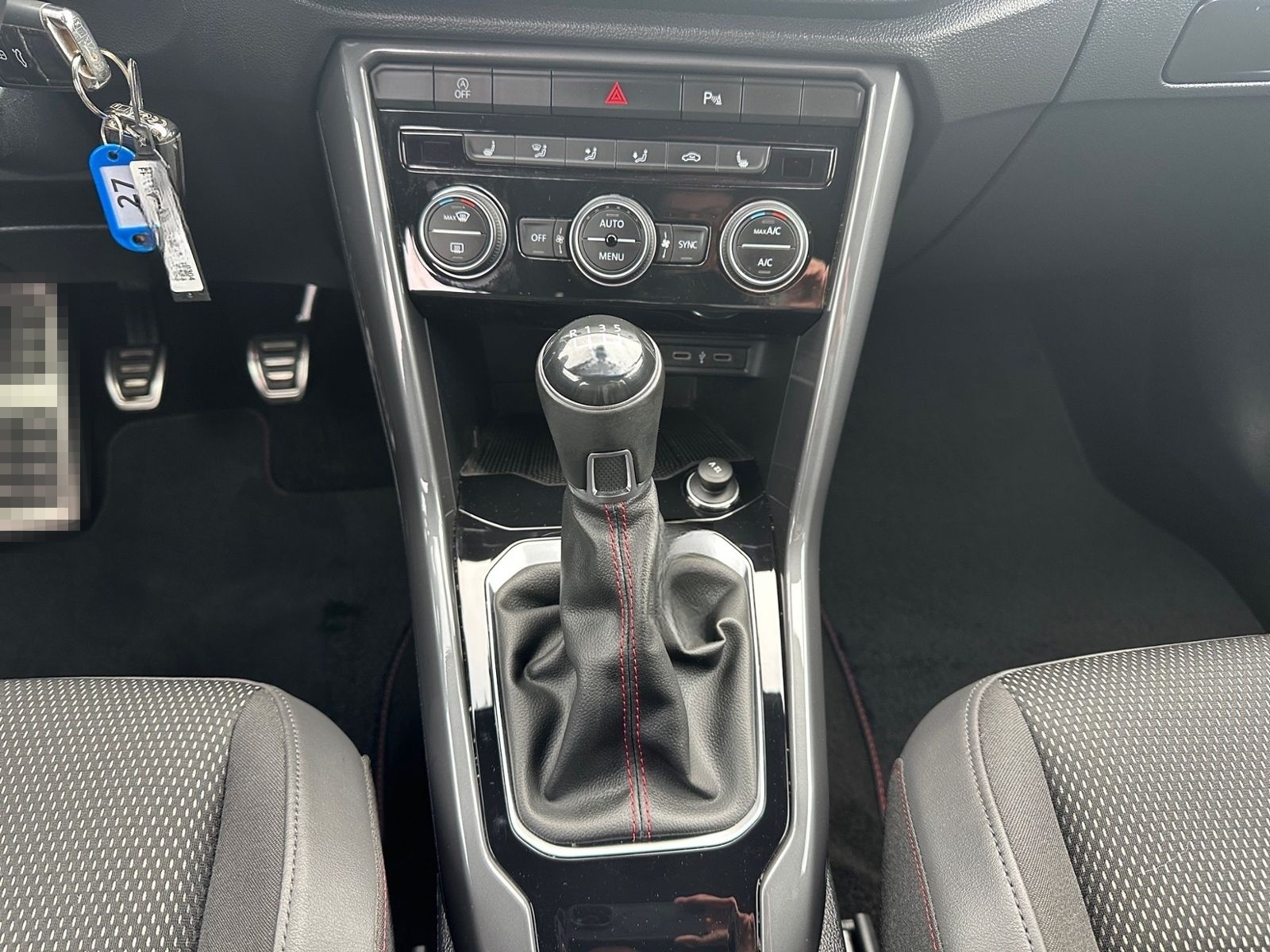 Volkswagen T-Roc Sport KLIMA LED NAVI ALU foto 14