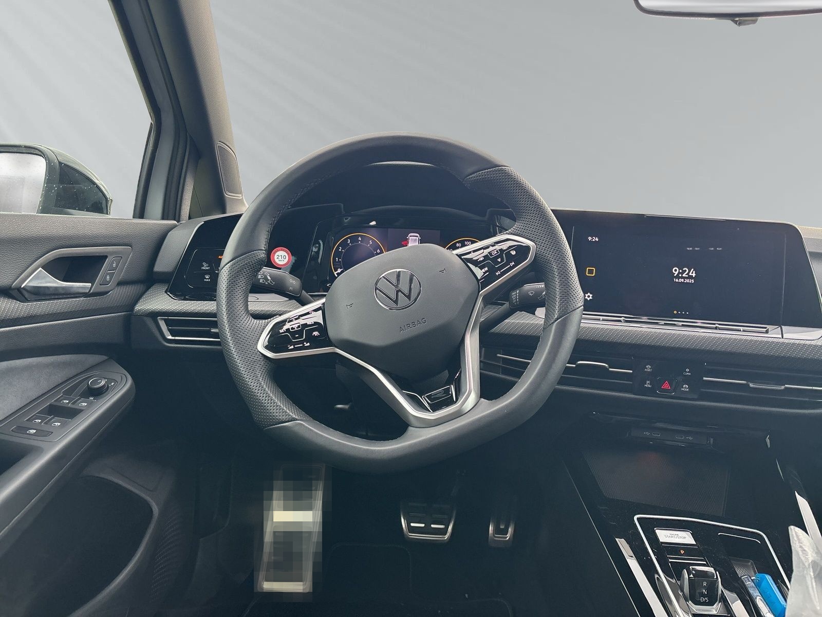 Volkswagen Golf Variant R-Line 1,5 l eTSI OPF 96 kW (130 PS foto 12