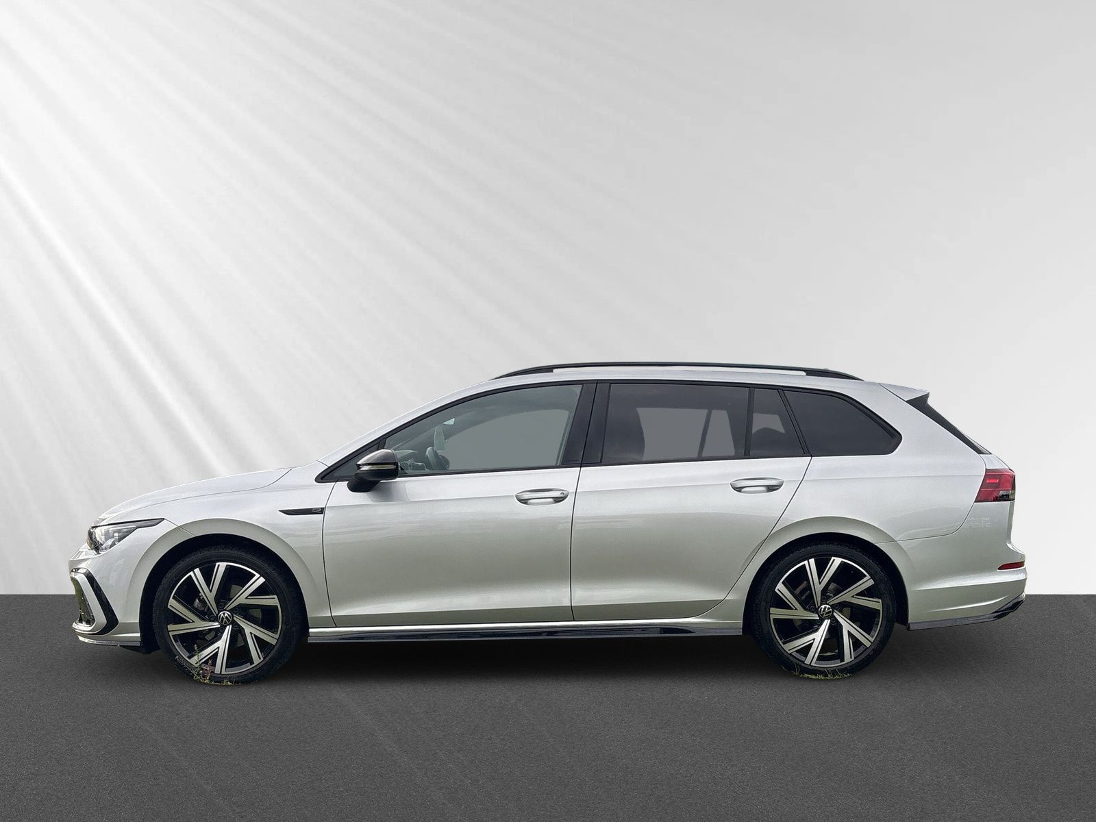 Volkswagen Golf Variant R-Line 1,5 l eTSI OPF 96 kW (130 PS foto 3