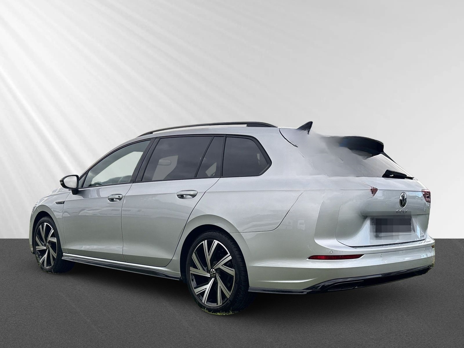 Volkswagen Golf Variant R-Line 1,5 l eTSI OPF 96 kW (130 PS foto 4