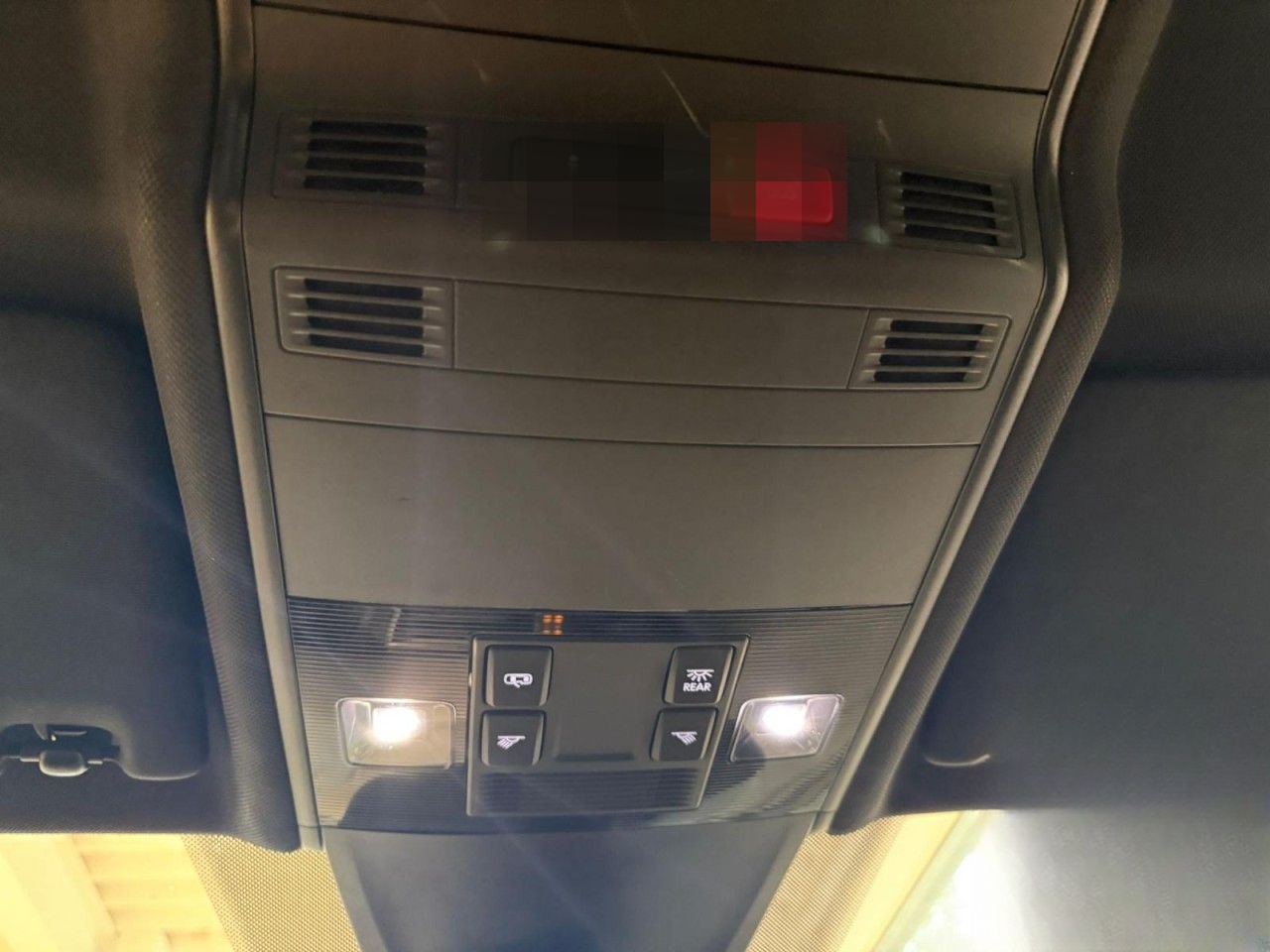 Volkswagen Tiguan Allspace 2.0TDI R-Line 4M DSG RFK LED APP foto 24