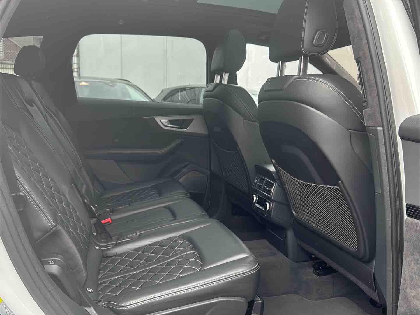Audi SQ7 4.0 TDI B&O ADVANCE HUD PANO RAUTE 7-SITZER foto 13