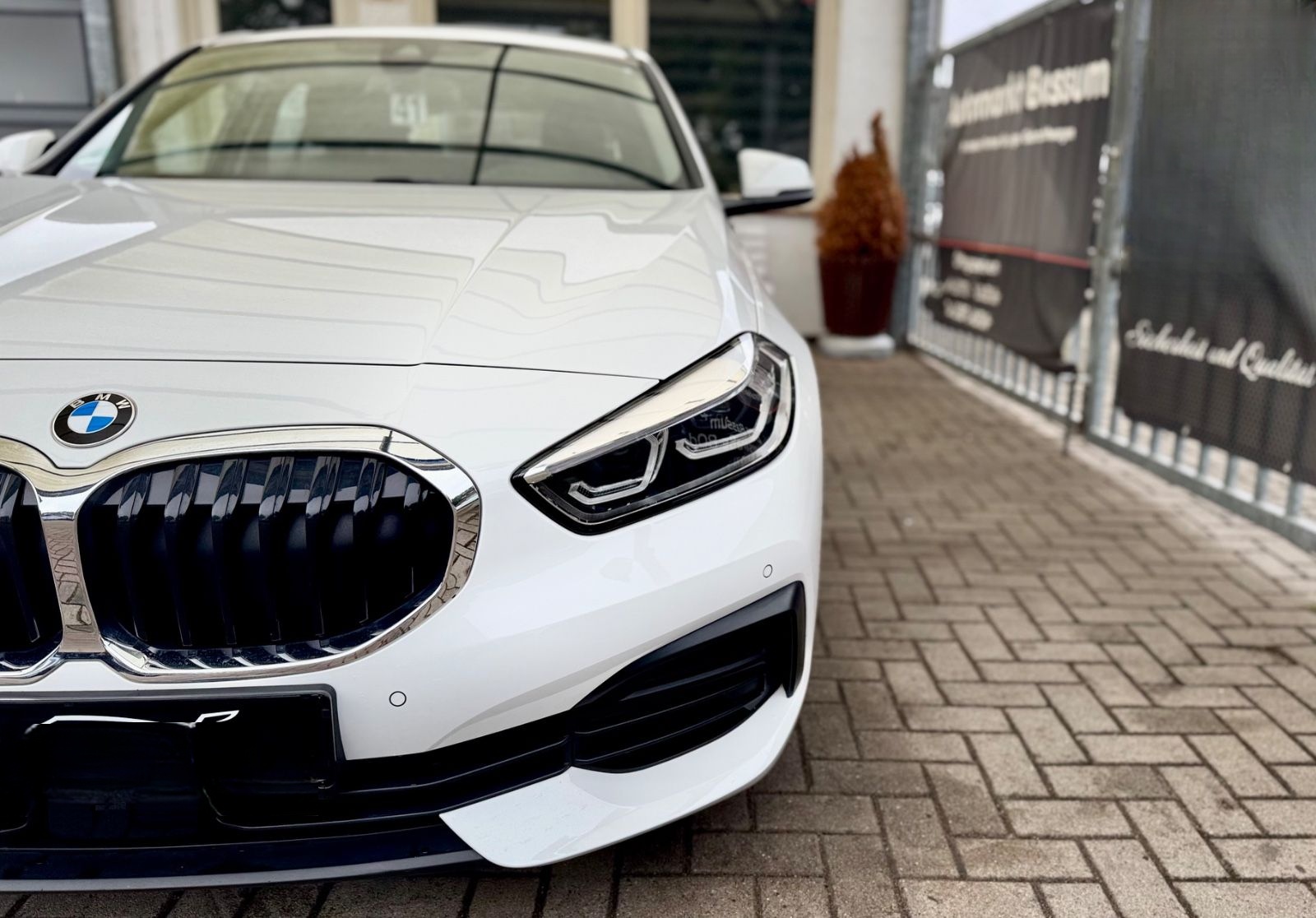 BMW 118 d Advantage Virtual  LED | Navi | Shz | PDC foto 15