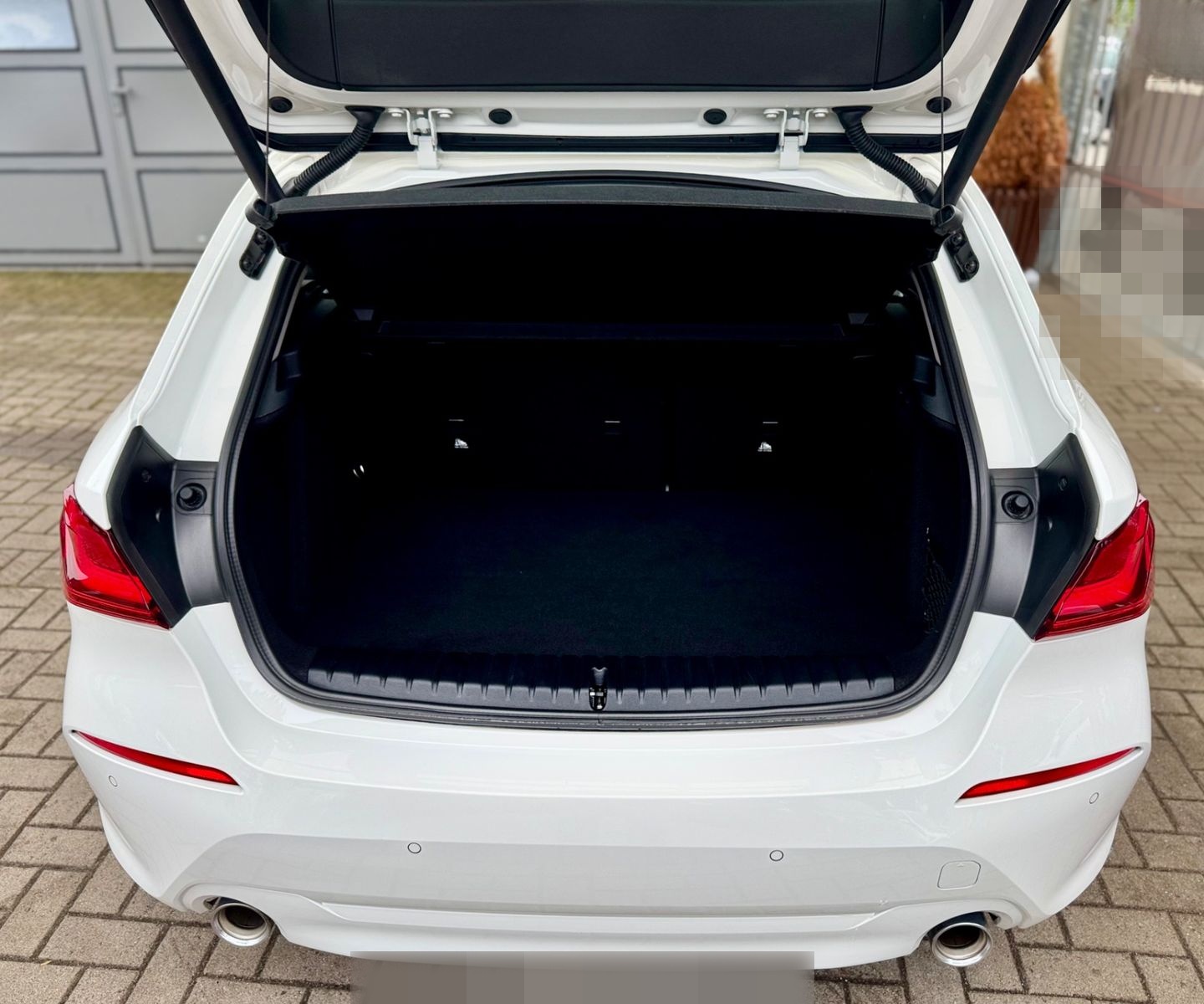 BMW 118 d Advantage Virtual  LED | Navi | Shz | PDC foto 17