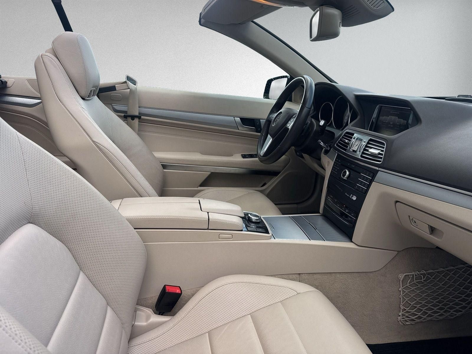 Mercedes-Benz E 250 CGI Navi Klima ASC LED ILS AHK Leder foto 15