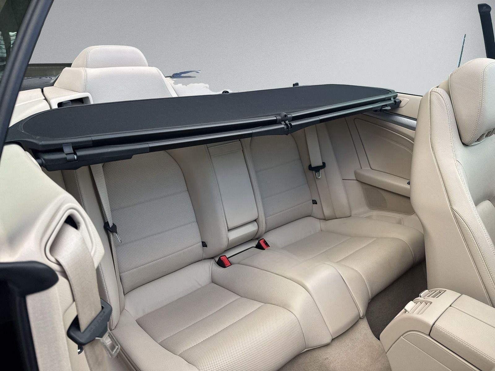 Mercedes-Benz E 250 CGI Navi Klima ASC LED ILS AHK Leder foto 16