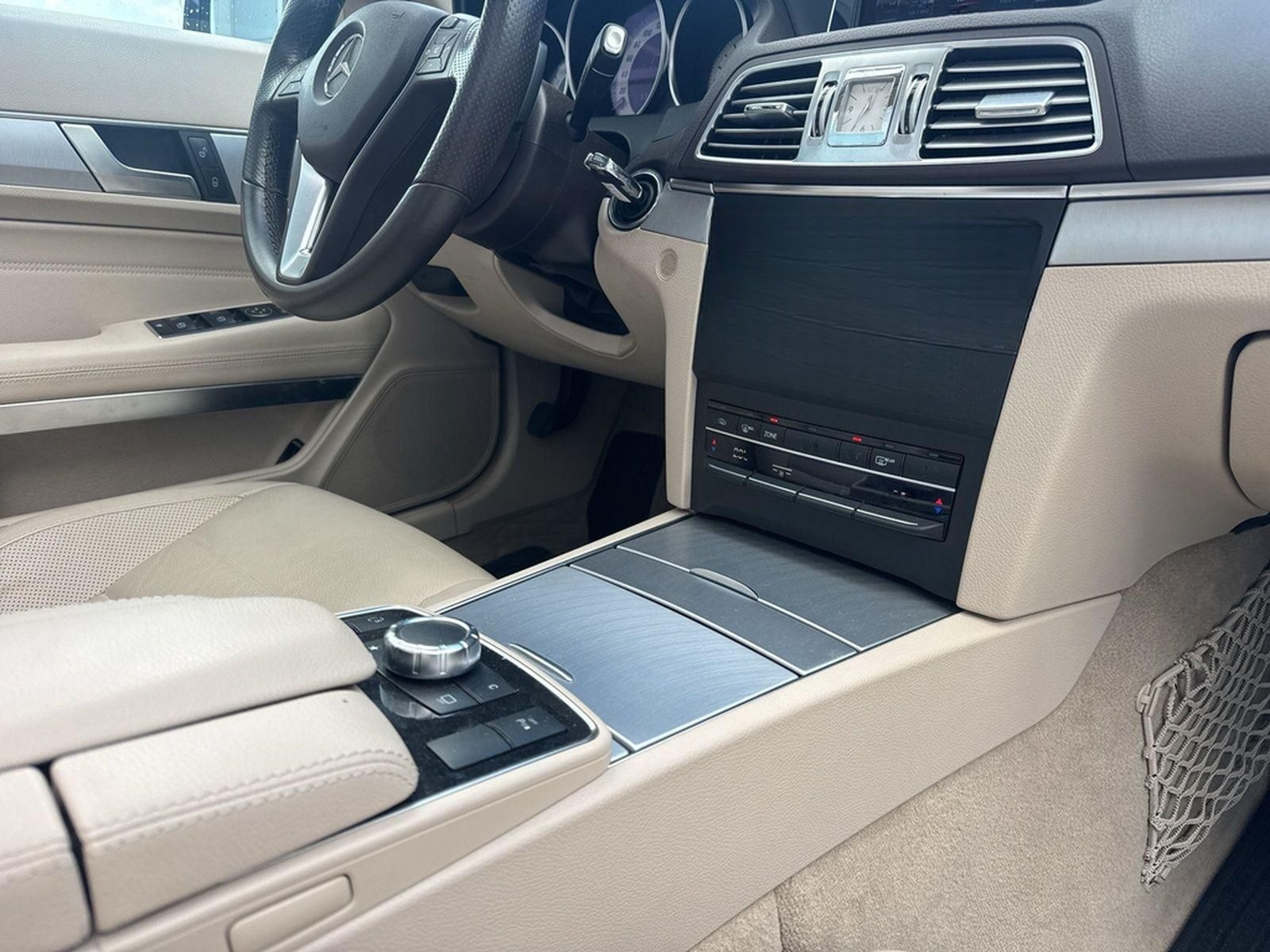 Mercedes-Benz E 250 CGI Navi Klima ASC LED ILS AHK Leder foto 9