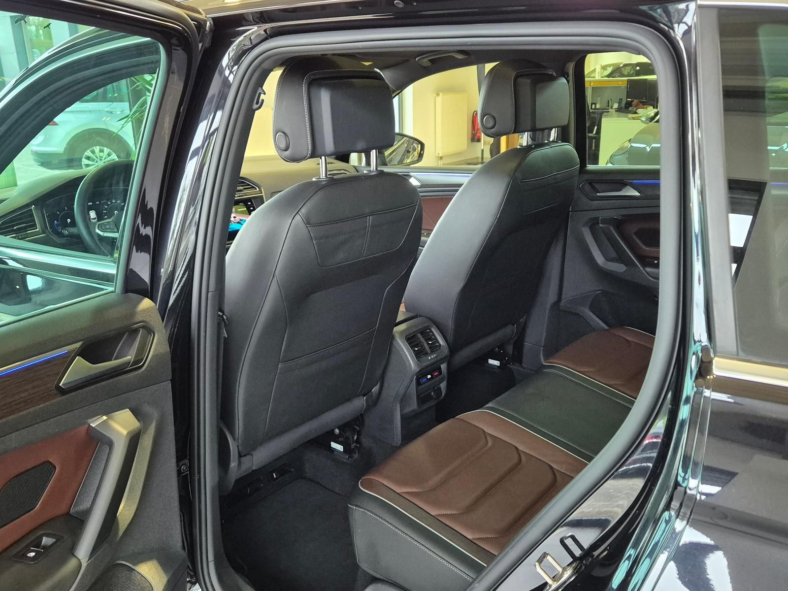 Volkswagen Tiguan Elegance 4Motion 2.0 TDI HARMAN-KARDON*PA foto 11