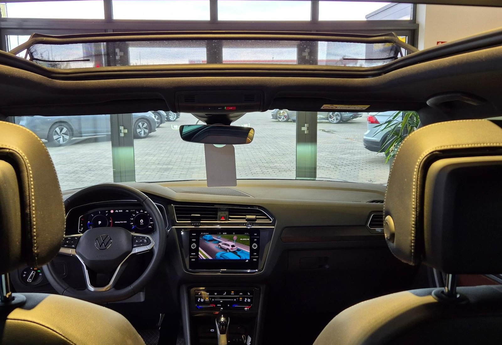 Volkswagen Tiguan Elegance 4Motion 2.0 TDI HARMAN-KARDON*PA foto 12