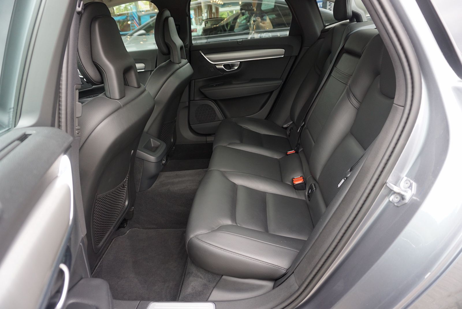 Volvo S90 D4 Momentum R.kam Assist.Paket Keyless Leder foto 8