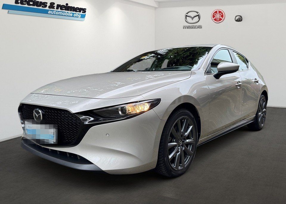 Mazda 3 e-SKYACTIV-G 140 Autom. Center-Line foto 1