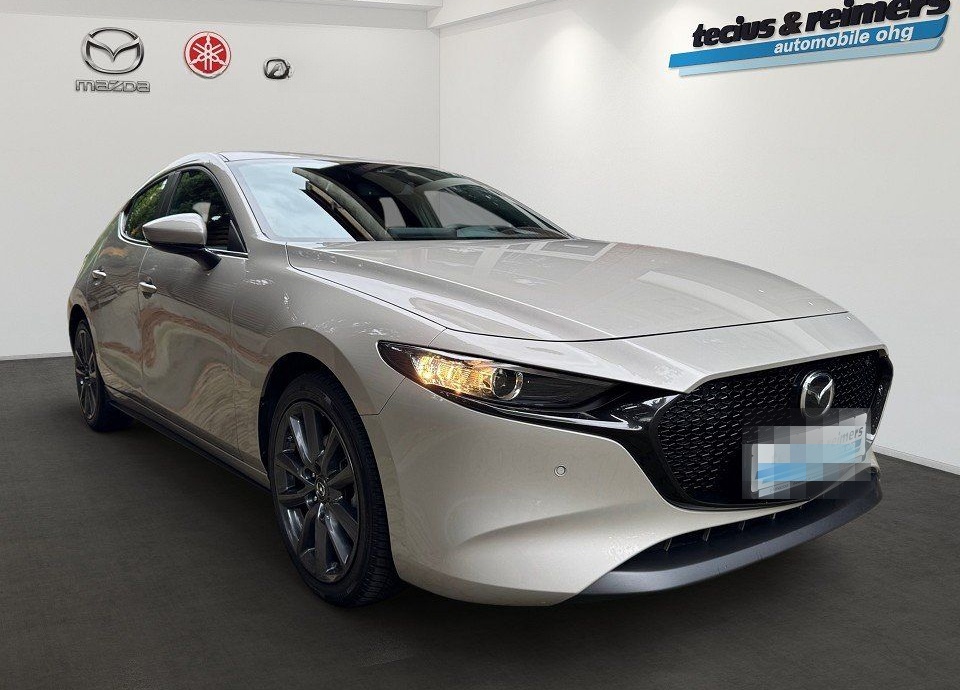 Mazda 3 e-SKYACTIV-G 140 Autom. Center-Line foto 3