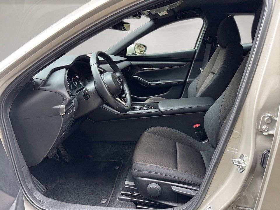 Mazda 3 e-SKYACTIV-G 140 Autom. Center-Line foto 8