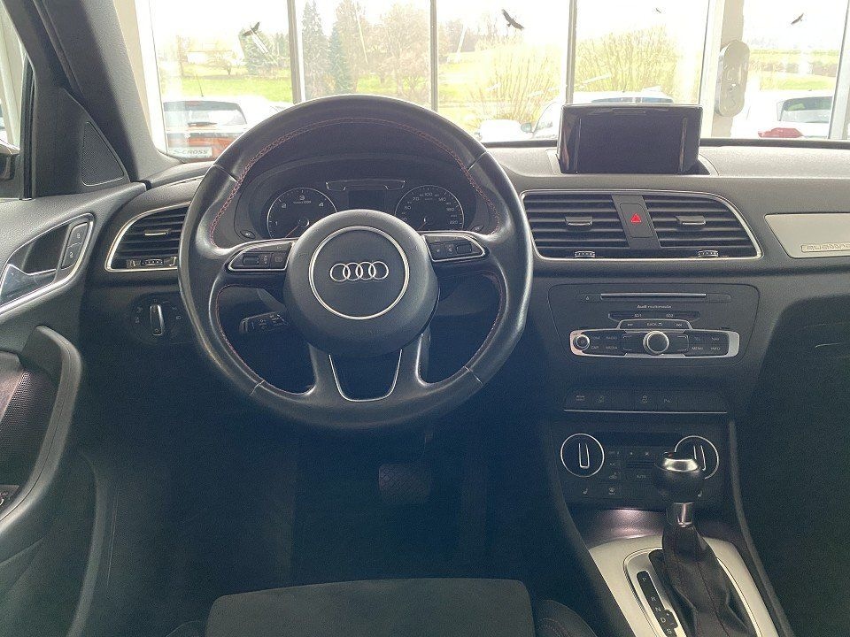 Audi Q3 2.0 TDI quatro S-Line LEDER NAVI PANO AHK DSG foto 3